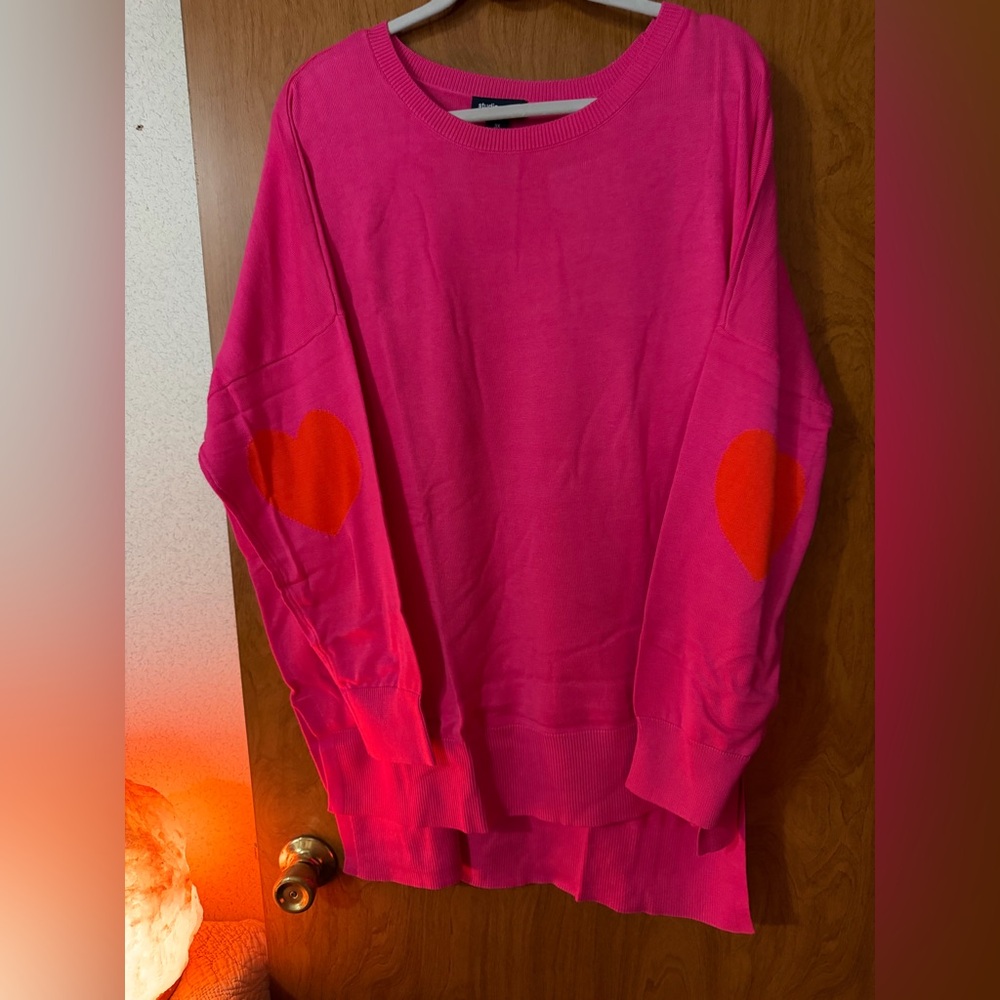 NWOT Studio Park x Amy Stran Girlfriend Sweater With
Heart Elbows